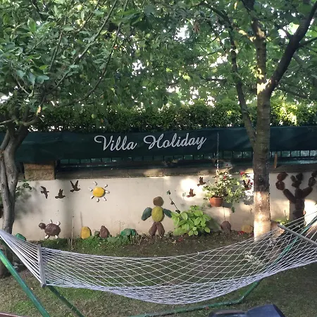 Villa Holiday *